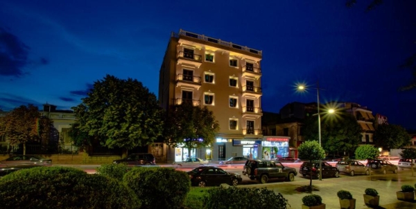 Hotel Borova 4*