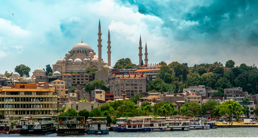 Udhëtim ne Stamboll me autobus dhe Guide